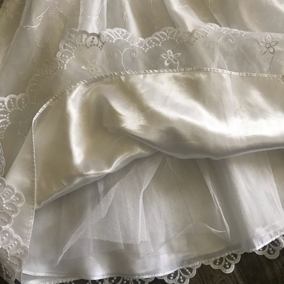 Rosenau Girls White Lace Embroidered Communion Dress - Size 14 - Picture 3 of 11